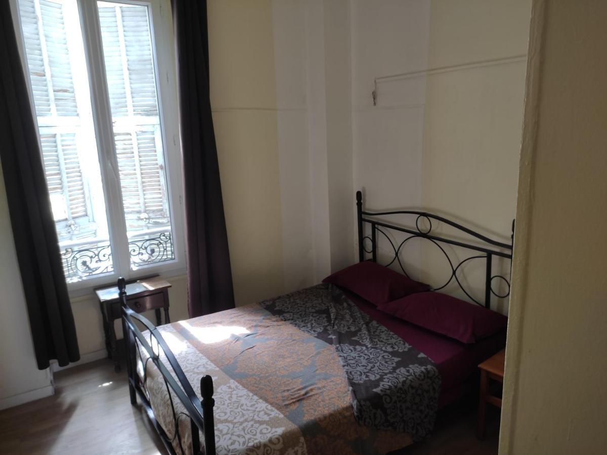 Lyonnais Auberge de jeunesse *