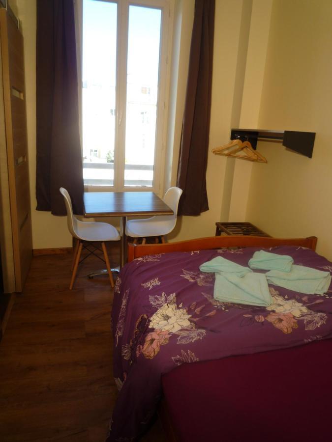 Lyonnais Ostello Nizza